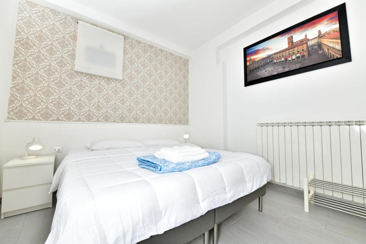 A San Lazzaro Rooms San Lazzaro di Savena Exteriör bild