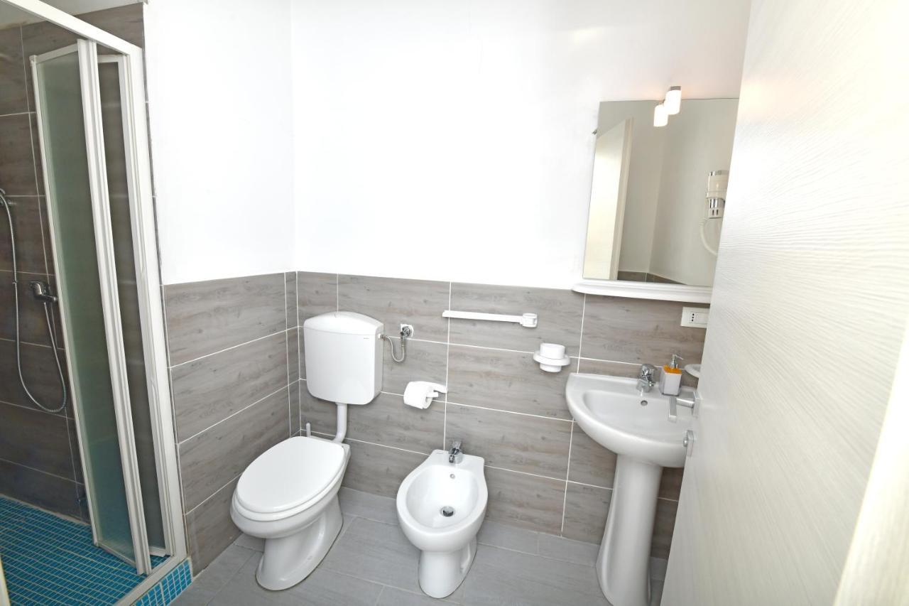 A San Lazzaro Rooms San Lazzaro di Savena Exteriör bild